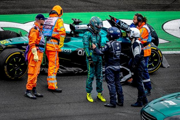 Formule 1 driver Lance Stroll of Aston Martin crashes with his car during the match Formula 1 Zandvoort friday 2025, free practice at the Formula 1 circuit Zandvoort for the Formula One Zandvoort friday 2025 season 2025 2026 in ZANDVOORT, Netherlands on 29 august 2025, photo by Marcel van Dorst EYE4images DeFodi Images