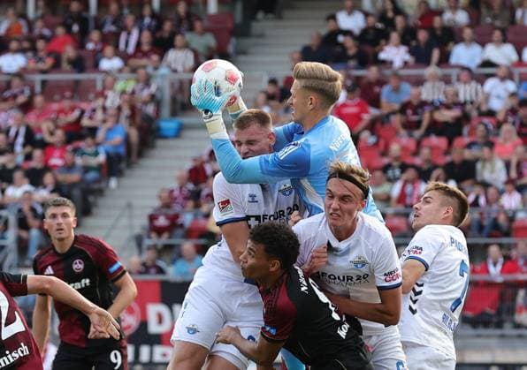 29 08 2025 Soccer Season 2025 2026 2 Soccer Bundesliga 04 Matchday 1 FC Nürnberg FCN Club SC Paderborn 07 SCP Sportfoto Zink DaMa xdaxmax DFL regulations prohibit any use of photographs as image sequences and or quasi video only for editorial use Jan Reichert 1, 1 FC Nürnberg FCN fängt Ball