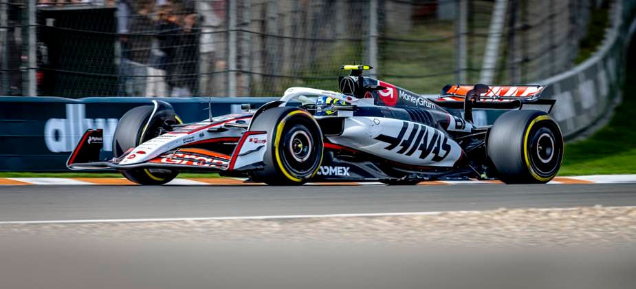 Formule 1 driver Oliver Bearman of Haas during the match Formula 1 Zandvoort friday 2025, free practice at the Formula 1 circuit Zandvoort for the Formula One Zandvoort friday 2025 season 2025 2026 in ZANDVOORT, Netherlands on 29 august 2025, photo by Marcel van Dorst EYE4images DeFodi Images