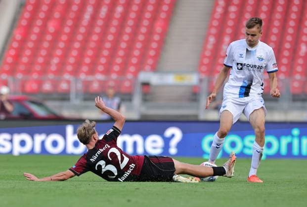 29 08 2025 Soccer Season 2025 2026 2 Soccer Bundesliga 04 Matchday 1 FC Nürnberg FCN Club SC Paderborn 07 SCP Sportfoto Zink DaMa xdaxmax DFL regulations prohibit any use of photographs as image sequences and or quasi video only for editorial use Tim Janisch 32, 1 FC Nürnberg FCN Filip Bilbija 7, SC Paderborn 07