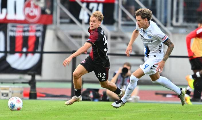 29 08 2025 Soccer Season 2025 2026 2 Soccer Bundesliga 04 Matchday 1 FC Nürnberg FCN Club SC Paderborn 07 SCP Sportfoto Zink xwoxzix DFL regulations prohibit any use of photographs as image sequences and or quasi video only for editorial use Tim Janisch 32, 1 FC Nürnberg FCN Calvin Brackelmann 4, SC Paderborn 07
