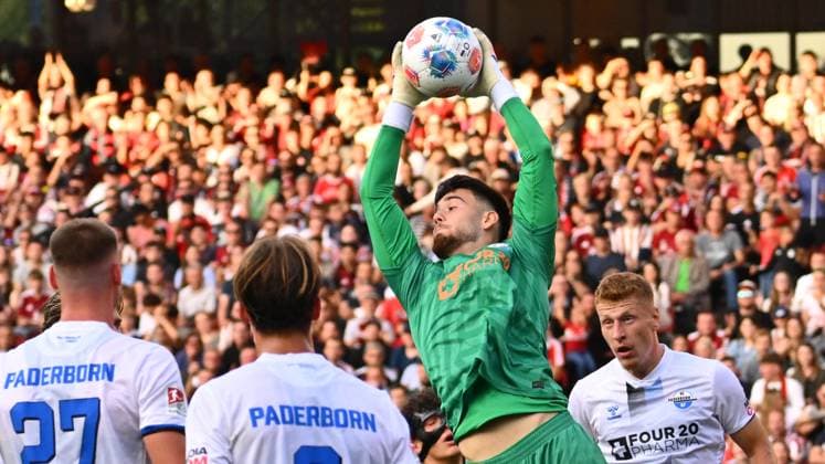 29 08 2025 Soccer Season 2025 2026 2 Soccer Bundesliga 04 Matchday 1 FC Nürnberg FCN Club SC Paderborn 07 SCP Sportfoto Zink xwoxzix DFL regulations prohibit any use of photographs as image sequences and or quasi video only for editorial use Dennis Seimen 41, SC Paderborn 07