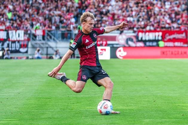 Tim Janisch 32 1FC Nuernberg in action, 1 FC Nuernberg vs SC Paderborn 07, DFL, 2 Bundesliga, Saison 2025 2026, Max Morlock Stadion, 4 Spieltag, Hinrunde, 29 08 2025 DFB regulations prohibit any use of photographs as image sequences and or quasi video Nuernberg Bayern Germany Copyright: xkolbert-press MartinxAgüerax