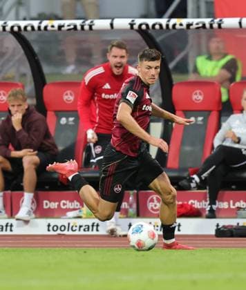29 08 2025 Soccer Season 2025 2026 2 Soccer Bundesliga 04 Matchday 1 FC Nürnberg FCN Club SC Paderborn 07 SCP Sportfoto Zink DaMa xdaxmax DFL regulations prohibit any use of photographs as image sequences and or quasi video only for editorial use Semir Telalovic 9, 1 FC Nürnberg FCN cheered on by Christian Mathenia 26, 1 FC Nürnberg FCN