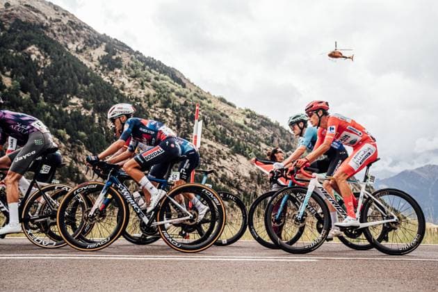 2025 Vuelta Ciclista a Espana Stage 7 Picture by Zac Williams SWpix.com - 29 08 2025 - Cycling - 2025 Vuelta Ciclista a Espana Stage 7, Andorra La Vella to Cerler Huesca La Magia, Spain Andorra - The GC favourites group. Copyright: x xSWpix.comx(t axPhotographyxHubxLtd)xZacxWilliams SWpix.comx SWP-2645