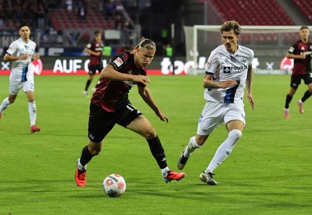 29 08 2025 Soccer Season 2025 2026 2 Soccer Bundesliga 04 Matchday 1 FC Nürnberg FCN Club SC Paderborn 07 SCP Sportfoto Zink DaMa xdaxmax DFL regulations prohibit any use of photographs as image sequences and or quasi video only for editorial use Artem Stepanov 11, 1 FC Nürnberg FCN Calvin Brackelmann 4, SC Paderborn 07