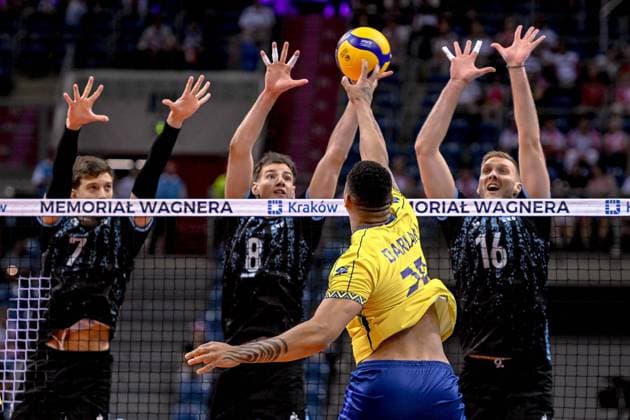 KRAKOW 12.07.2025 SIATKOWKA XXI MEMORIAL HUBERTA JERZEGO WAGNERA --- VOLLEYBALL XX1 HUBERT JERZY WAGNER MEMORIAL TOURNAMENT ARGENTYNA - BRAZYLIA --- ARGENTINA - BRASIL N Z DARLAN FERREIRA SOUZA FOT.PAWEL PIOTROWSKI 400MM.PL NEWSPIX.PL --- newspix.pl POLAND OUT! 