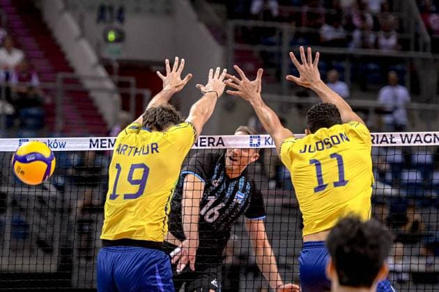 KRAKOW 12.07.2025 SIATKOWKA XXI MEMORIAL HUBERTA JERZEGO WAGNERA --- VOLLEYBALL XX1 HUBERT JERZY WAGNER MEMORIAL TOURNAMENT ARGENTYNA - BRAZYLIA --- ARGENTINA - BRASIL N Z BENTO BUCZMIEJUK ARTHUR PABLO SERGIO KUKARTSEV JUDSON AMABEL NUNES DA CUNHA FOT.PAWEL PIOTROWSKI 400MM.PL NEWSPIX.PL --- newspix.pl POLAND OUT! 