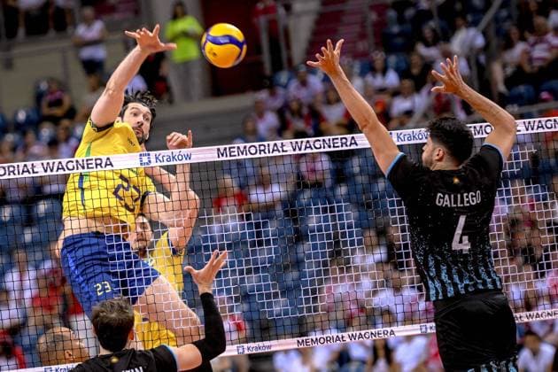 KRAKOW 12.07.2025 SIATKOWKA XXI MEMORIAL HUBERTA JERZEGO WAGNERA --- VOLLEYBALL XX1 HUBERT JERZY WAGNER MEMORIAL TOURNAMENT ARGENTYNA - BRAZYLIA --- ARGENTINA - BRASIL N Z FLAVIO RESENDE GUALBERTO JOAQUIN GALLEGO FOT.PAWEL PIOTROWSKI 400MM.PL NEWSPIX.PL --- newspix.pl POLAND OUT! 