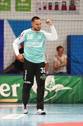 Janis Boieck Oppenweiler clenches his fist TV Huettenberg vs HC Oppenweiler Backnang, Handball, 2 Bundesliga, 29 08 2025 TV Huettenberg vs HC Oppenweiler Backnang, Handball, 2 Bundesliga, 29 08 2025 Huettenberg Copyright: xEibner-Pressefotox EP_RWS