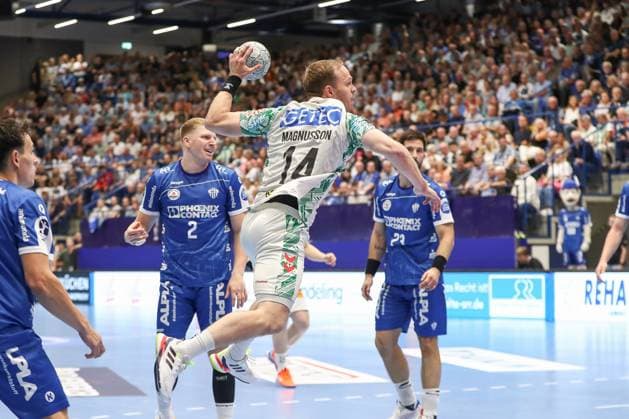 29 08 2025, xgox, Handball Daikin HBL TBV Lemgo Lippe SC Magdeburg emspor, v l Omar Ingi Magnusson Magdeburg, 14 throws goal, Torschuetze, scores goal, Treffer, scores the goal Lemgo