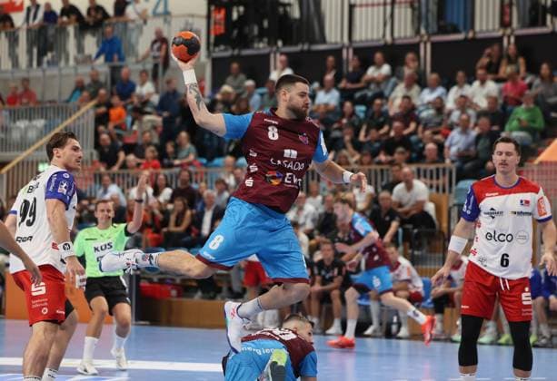 GER HBL2 Season 2025 2026 VfL Potsdam vs HBW Balingen Weilstetten, 29 08 25, MBS Arena, Potsdam Stefan BAUER HBW Balingen Weilstetten 99 , Davide BULZAMINI 1 VfL Potsdam 8 , Mex RAGUSE HBW Balingen Weilstetten 6