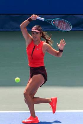 August 29, 2025, Flushing Meadows, New York, USA: Emma Raducanu hits a forehand return during a match against Elena Rybakina on Day 6 of the 2025 US Open at USTA Billie Jean King National Tennis Center on Friday August 29, 2025 in the Flushing neighborhood of the Queens borough of New York City. JAVIER ROJAS PI Flushing Meadows USA - ZUMAp124 20250829_zaa_p124_018 Copyright: xJavierxRojasx