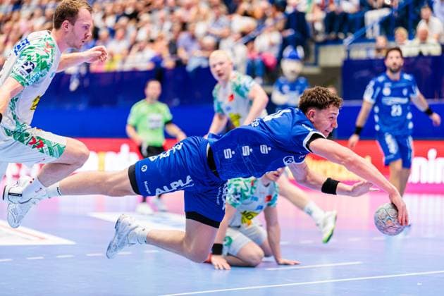 Joel Willecke TBV Lemgo Lippe, 24 in goal throw GER, TBV Lemgo Lippe vs SC Magdeburg, Handball, 1 Bundesliga, 1 Matchday, Season 2025 2026, 29 08 2025 GER, TBV Lemgo Lippe vs SC Magdeburg, Handball, 1 Bundesliga, 1 Matchday, Season 2025 2026, 29 08 2025 Lemgo Copyright: xEibner-Pressefoto JanxRollingerx EP_JSK