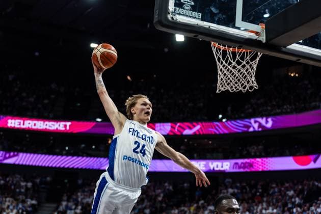 FIN, Eurobasket 205, European Basketball Championship, Group B, Finland Great Britain 29 08 2025, Nokia Arena, Tampere, FIN, Eurobasket 205, European Basketball Championship, Group B, Finland Great Britain Miikka Muurinen Finland, No 24 with a dunk Â Photo Alexander Trienitz Tampere Nokia Arena Pirkanmaa Finland