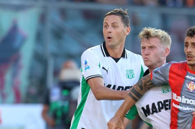 NEMANJA MATIC, JOSH DOIG, Sassuolo, Serie A, 2025-26, Cremonese vs Sassuolo 3-2, 29-08-2025, Contrasto, Action SERIE A 2025-26 CREMONESE-SASSUOLO 3-2