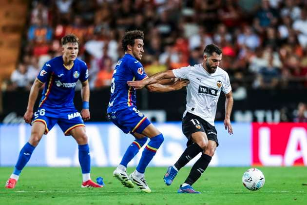 August 29, 2025, Valencia, Valencia, SPAIN: Luis Rioja of Valencia CF in action during the Spanish league, La Liga EA Sports, football match played between Valencia CF and Getafe CF at Mestalla stadium on August 29, 2025, in Valencia, Spain. Valencia SPAIN - ZUMAa181 20250829_zaa_a181_145 Copyright: xIvanxTerronx