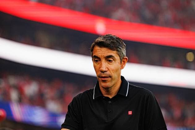 Bruno Lage seen during Champions League qualifying game between SL Benfica and Fenerbahce SK (Maciej Rogowski) Lisbon Estadio Da Luz Portugal Copyright: xMaciejxRogowskix benficavsfenerbahce2526-111