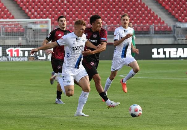 29 08 2025 Soccer Season 2025 2026 2 Soccer Bundesliga 04 Matchday 1 FC Nuremberg FCN Club SC Paderborn 07 SCP Sportfoto Zink DaMa xdaxmax DFL regulations prohibit any use of photographs as image sequences and or quasi video only for editorial use Laurin Curda 17, SC Paderborn 07 Henri Koudossou 8, 1 FC Nuremberg FCN
