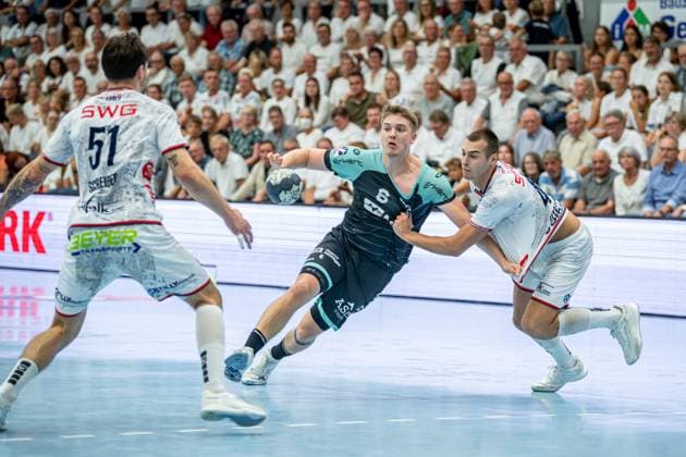 2 HBL TV Hüttenberg HC Oppenweiler Backnang, 29 08 25 Timm Buck HC Oppenweiler Backnang, 6 , Hendrik Schreiber TV Hüttenberg, 51 , Danil Dyatlov TV Hüttenberg, 47 2 HBL TV Hüttenberg HC Oppenweiler Backnang Hüttenberg, 29 08 25 Copyright: xBEAUTIFULxSPORTS Roeczeyx