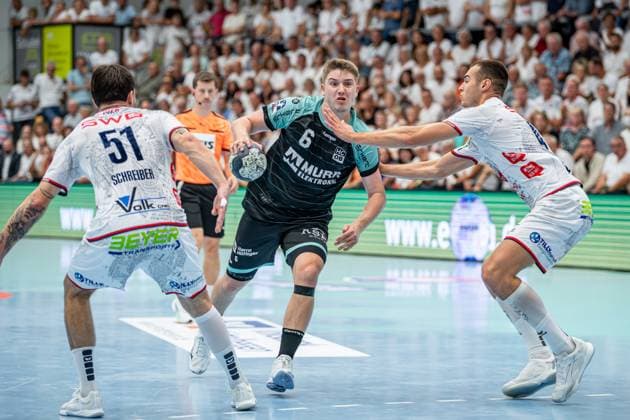 2 HBL TV Hüttenberg HC Oppenweiler Backnang, 29 08 25 Timm Buck HC Oppenweiler Backnang, 6 , Danil Dyatlov TV Hüttenberg, 47 , Hendrik Schreiber TV Hüttenberg, 51 2 HBL TV Hüttenberg HC Oppenweiler Backnang Hüttenberg, 29 08 25 Copyright: xBEAUTIFULxSPORTS Roeczeyx