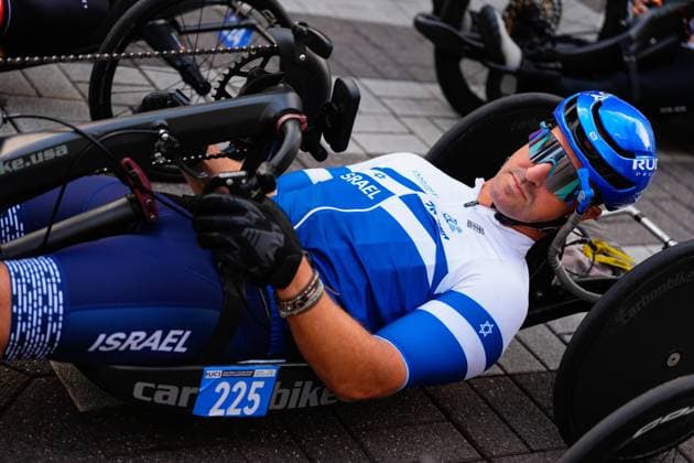 2025 UCI Para-cycling Road World Championships Picture by Olly Hassell SWpix.com - 30 08 2025 - Cycling - 2025 UCI Para-cycling Road World Championships - Ronse, Flanders, Belgium - Men H1-2 Road Race - Amit Hasdai (Israel) Copyright: x xSWpix.comx(t axPhotographyxHubxLtd)xOllyxHassell SWpix.comx SWP-3069-0893