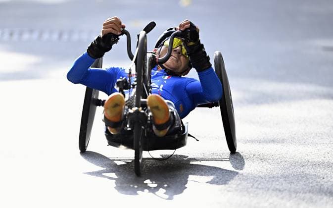 Italiy Fabrizio Cornegliani (MH1) pictured in action during the road race at the UCI Para-cycling Road World Championships, Saturday 30 August 2025, in Ronse. The UCI Para-Cycling Road World Championships take place from 28 to 31 Augustus in Ronse. JASPERxJACOBS  x132810334x