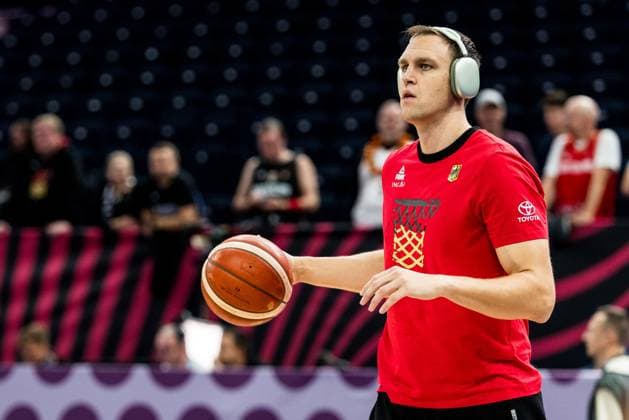 FIBA EuroBasket 2025: Litauen - Deutschland; 30.08.2025 Johannes Voigtmann (Deutschland, 7) im Warm Up FIBA EuroBasket 2025: Litauen - Deutschland, Tampere, Nokia Arena am 30.08.2025 *** FIBA EuroBasket 2025 Lithuania Germany 30 08 2025 Johannes Voigtmann Germany, 7 in Warm Up FIBA EuroBasket 2025 Lithuania Germany, Tampere, Nokia Arena on 30 08 2025 Copyright: xBEAUTIFULxSPORTS Wunderlx