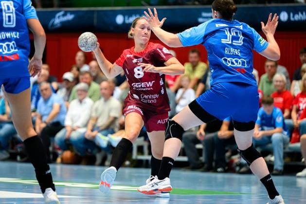 Handball Bundesliga Women, Sport Union Neckarsulm HSG Bensheim Auerbach Lena Degenhardt HSG Bensheim Neckarsulm Ballei Baden Württemberg Germany