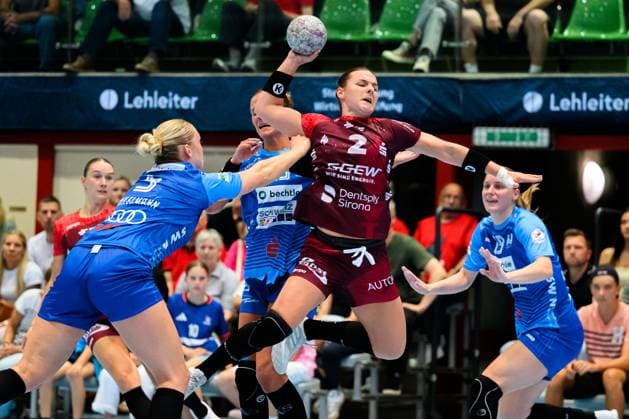 Handball Bundesliga Women, Sport Union Neckarsulm HSG Bensheim Auerbach Mareike Thomaier Bensheim Neckarsulm Ballei Baden Württemberg Germany