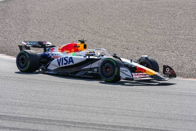 2025-08-30 F1 - Heineken Dutch GP - Third Practice Session ZANDVOORT, NETHERLANDS - AUGUST 30: Isack Hadjar of Racing Bulls competing in the Third Practice Session during F1 - Heineken Dutch GP on August 30, 2025 in Zandvoort, Netherlands. Zandvoort Netherlands Content not available for redistribution in The Netherlands directly or indirectly through any third parties. Copyright: xAndrexWeeningx