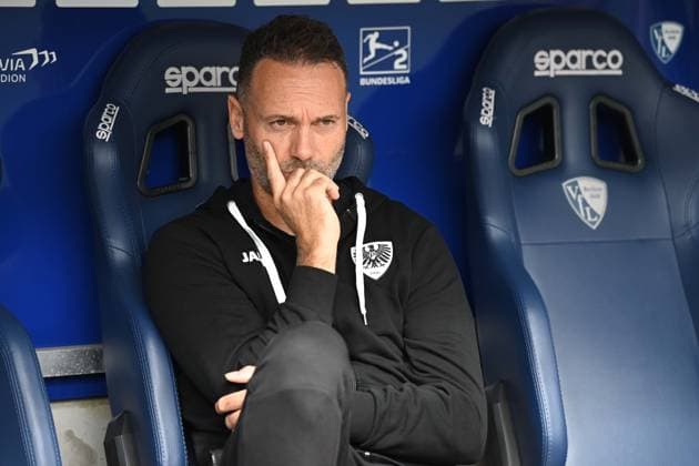 Coach Alexander ENDE MS Soccer 2 Bundesliga, 4 Spieltag, matchday 4, VfL Bochum BO SC Preussen Muenster MS am 30 08 2025, Vonovia Ruhrstadion Bochum Germany DFL regulations prohibit any use of photographs as image sequences and or quasi video Â