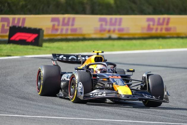 2025-08-30 F1 - Heineken Dutch GP - Third Practice Session ZANDVOORT, NETHERLANDS - AUGUST 30: Yuki Tsunoda of Red Bull Racing competing in the Third Practice Session during F1 - Heineken Dutch GP on August 30, 2025 in Zandvoort, Netherlands. Zandvoort Netherlands Content not available for redistribution in The Netherlands directly or indirectly through any third parties. Copyright: xAndrexWeeningx