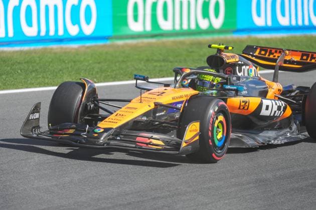 2025-08-30 F1 - Heineken Dutch GP - Third Practice Session ZANDVOORT, NETHERLANDS - AUGUST 30: Lando Norris of McLaren competing in the Third Practice Session during F1 - Heineken Dutch GP on August 30, 2025 in Zandvoort, Netherlands. Zandvoort Netherlands Content not available for redistribution in The Netherlands directly or indirectly through any third parties. Copyright: xAndrexWeeningx