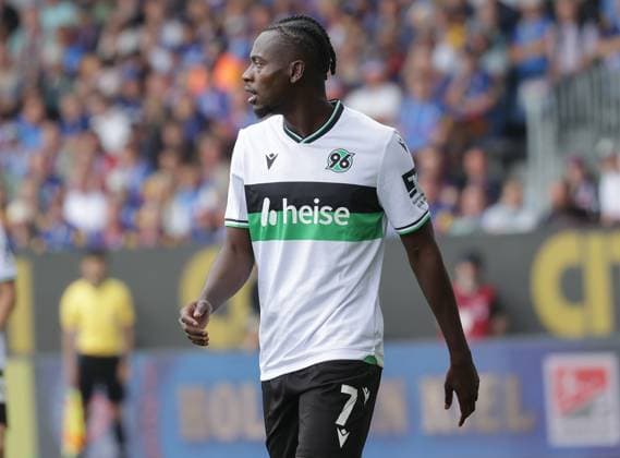 Mustapha Bundu Hannover 96 Football, Men, Season 2025 2026, 2 BL, Holstein Stadion, Holstein Kiel vs Hannover 96 DFL REGULATIONS PROHIBIT ANY USE OF PHOTOGRAPHS AS IMAGE SEQUENCES AND OR QUASI VIDEO