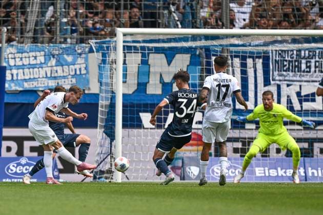 Joshua Mees Preussen Muenster 8 scores the goal to 0 1 30 08 2025 Soccer VfL Bochum vs SC Preussen Muenster, Vonovia Ruhrstadion, Bochum, DFB DFL REGULATIONS PROHIBIT ANY USE OF PHOTOGRAPHS AS IMAGE SEQUENCES AND OR QUASI VIDEO Copyright: xpepphotox xHorstxMauelshagenx pep00321, pep_20250830_hm_115604