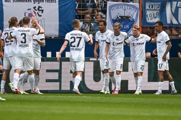 Joshua Mees Preussen Muenster 8 cheers after scoring the 0 1 goal with the team 30 08 2025 Soccer VfL Bochum vs SC Preussen Muenster, Vonovia Ruhrstadion, Bochum, DFB DFL REGULATIONS PROHIBIT ANY USE OF PHOTOGRAPHS AS IMAGE SEQUENCES AND OR QUASI VIDEO Copyright: xpepphotox xHorstxMauelshagenx pep00321, pep_20250830_hm_115695