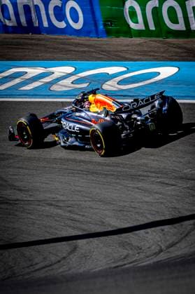Formule 1 driver MAX Verstappen of Red Bull Racing during the match Formula 1 Zandvoort saturday 2025, free practice and qualification at the Formula 1 circuit Zandvoort for the Formula One Zandvoort saterday season 2025 2026 in ZANDVOORT, Netherlands on 30 august 2025, photo by Marcel van Dorst EYE4images DeFodi Images
