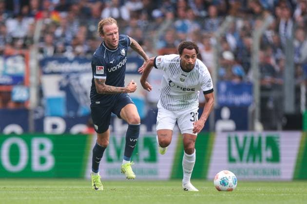 30 08 2025, 2 Bundesliga, Matchday 4, VfL Bochum 1848 Preußen Münster, f l Kevin Vogt VfL Bochum 1848 , Etienne Amenyido Preußen Münster , Bochum Vonovia Ruhrstadion NRW Germany xRHR PHOTO DEx Copyright: DennisxEwert RHR-FOTOx RHR-FOTO DE