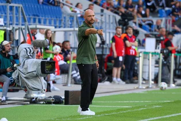 Karlsruhe, Germany 30 August 2025 DFB Supercup Women 2025 2026 FC Bayern Munich vs VfL Wolfsburg In the picture Head coach Stephan Lerch VfL Wolfsburg DFB regulations prohibit any use of photographs as image sequences and or quasi video BBBank Wildpark Baden Württemberg Copyright: xFotostandx xFantinix
