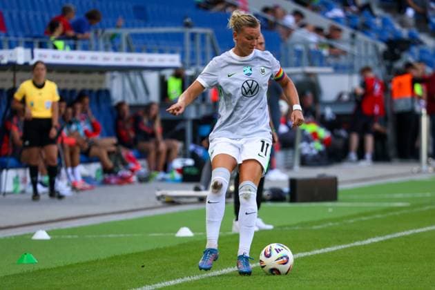 Karlsruhe, Germany 30 August 2025 DFB Supercup Women 2025 2026 FC Bayern Munich vs VfL Wolfsburg In the picture Alexandra Popp VfL Wolfsburg DFB regulations prohibit any use of photographs as image sequences and or quasi video BBBank Wildpark Baden Württemberg Copyright: xFotostandx xFantinix