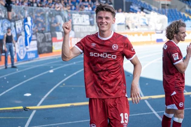 Maximilian Grosser Nr 19 DSC Arminia Bielefeld GER, Eintracht Braunschweig vs DSC Arminia Bielefeld, Soccer, 2 Bundesliga, Matchday 4, Season 2025 26, 30 08 2025 DFL REGULATES PROHIBIT ANY USE OF PHOTOGRAPHS AS IMAGE SEQUENCES AND OR QUASI VIDEO GER, Eintracht Braunschweig v DSC Arminia Bielefeld, Football, Bundesliga 2, Matchday 4, Season 2025 26, 30 08 2025 Braunschweig Copyright: xEibner-Pressefoto DanielxREINELTx EP_DRT