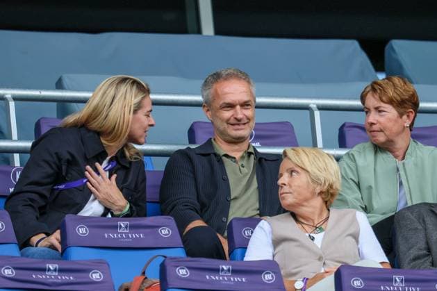 Karlsruhe, Germany 30 August 2025 DFB Supercup Women 2025 2026 FC Bayern Munich vs VfL Wolfsburg Pictured from left Sports Director DFB Nia Künzer Kuenzer Germany , Head Coach DFB Womens Team Christian Wück Wueck Germany and Co Coach DFB Womens Team Maren Meinert Germany in the stands in Karlsruhe at the Supercup DFB regulations prohibit any use of photographs as image sequences and or quasi video BBBank Wildpark Baden Württemberg Copyright: xFotostandx xFantinix