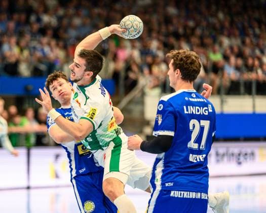 Tillman, Leu Kreislaeufer, ThSV Eisenach, 99 , Philipp, Meyer Kreislaeufer, ThSV Eisenach, 27 , Lukas, Binder Linksaussen, SC DHfK Leipzig, 11 GER, Thueringen, ThSV Eisenach vs SC DHfK Leipzig, East derby, derby, season opener, season start, 1 Daikin Handballbundesliga, Handball, 1 match day, 2025 2026 season, 4 p.m., 30 08 2025 GER, Thuringia, ThSV Eisenach v SC DHfK Leipzig, East derby, derby, season opener, start of season, 1 Daikin Handball Bundesliga, Handball, 1 match day, 2025 2026 season, 4 p.m., 30 08 2025 Eisenach Copyright: xEibner-Pressefoto MartinxHerbstx EP_MHT
