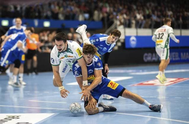DAIKIN HBL HANDBALL MEN 1 BL 1 GAME DAY THSV EISENACH SC DHFK LEIPZIG FOR EDITORIAL PURPOSES ONLY p 30 08 2025 Eisenach DAIKIN HBL Handball 1 Bundesliga Men Season 2025 2026 1 Matchday Werner Assmann Halle ThSV Eisenach SC DHfK Leipzig in photo Stephan Seitz 44 ThSV Eisenach in duel with Luka Rogan 33 SC DHfK Leipzig Germany Thuringia Eisenach Copyright SaschaxFromm Copyright: SaschaxFromm doc826ci8cfpau17ur64653 ,EDITORIAL USE ONLY Copyright: SaschaxFromm