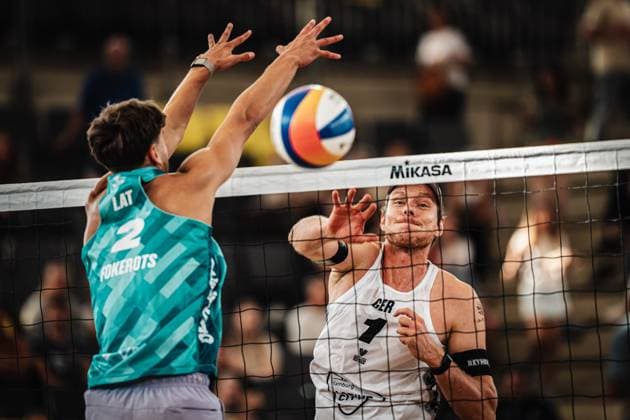 Beach Volleyball Men Beach Pro Tour Hamburg Elite 16 30 08 2025 v l Kristians Fokerots LAT v Nils Ehlers GER Hamburg Tennisstadion am Rothenbaum Hamburg Germany