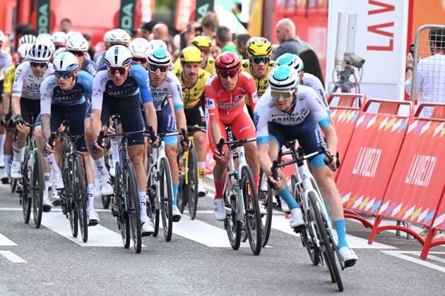 30-08-2025 Vuelta A Espana; Tappa 08 Monzon Templario - Zaragoza; 2025, Bahrain - Victorious; Traeen, Torstein; Zaragoza; 