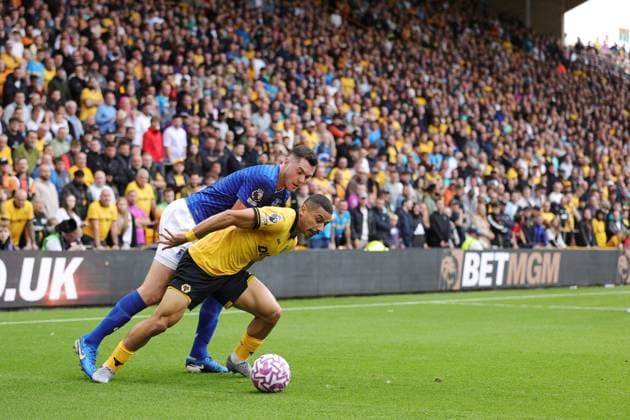 Fußball Premier League Wolverhampton Wanderers v Everton 30. August 2025 Premier League Wolverhampton Wanderers v Everton Michael Keane von Everton kämpft mit Andre von Wolverhampton Wanderers Foto Simon Stacpoole Abseits Wolverhampton UK  Copyright: xSimonxStacpoolexOffside