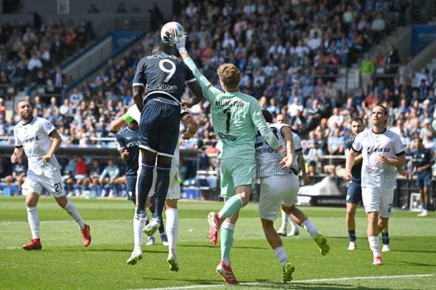 Ibrahim SISSOKO BO vs Goalkeeper Johannes SCHENK MS Header duel, Action, Duel, Soccer 2 Bundesliga, Matchday 4, VfL Bochum BO SC Preussen Muenster MS 1 2 on 30 08 2025, Vonovia Ruhrstadion Bochum Germany DFL regulations prohibit any use of photographs as image sequences and or quasi video Â