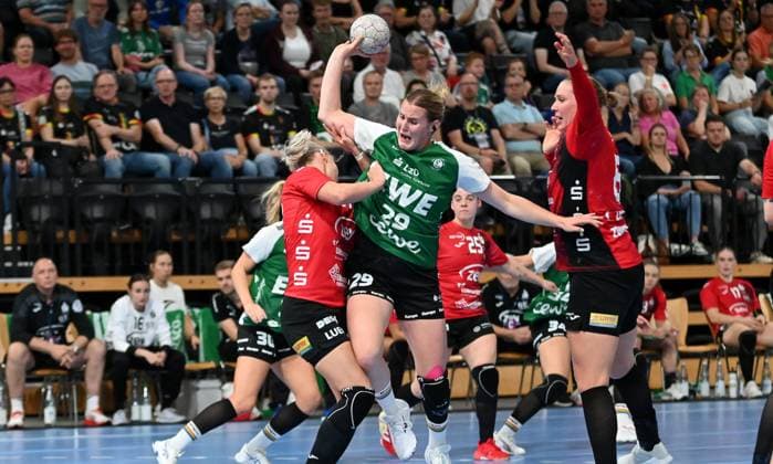Paulina Golla VfL Oldenburg, 29 tanks through VfL Oldenburg vs BSV Sachsen Zwickau, Handballl, ALSCO Handball Bundesliga Frauen, 1 Spieltag, Saison 2025 2026, 30 08 2025, VfL Oldenburg vs BSV Sachsen Zwickau, Handballl, ALSCO Handball Bundesliga Frauen, 1 Spieltag, Saison 2025 2026, 30 08 2025, Oldenburg Copyright: xEibner-Pressefoto RobertxGertzenx EP_RGN